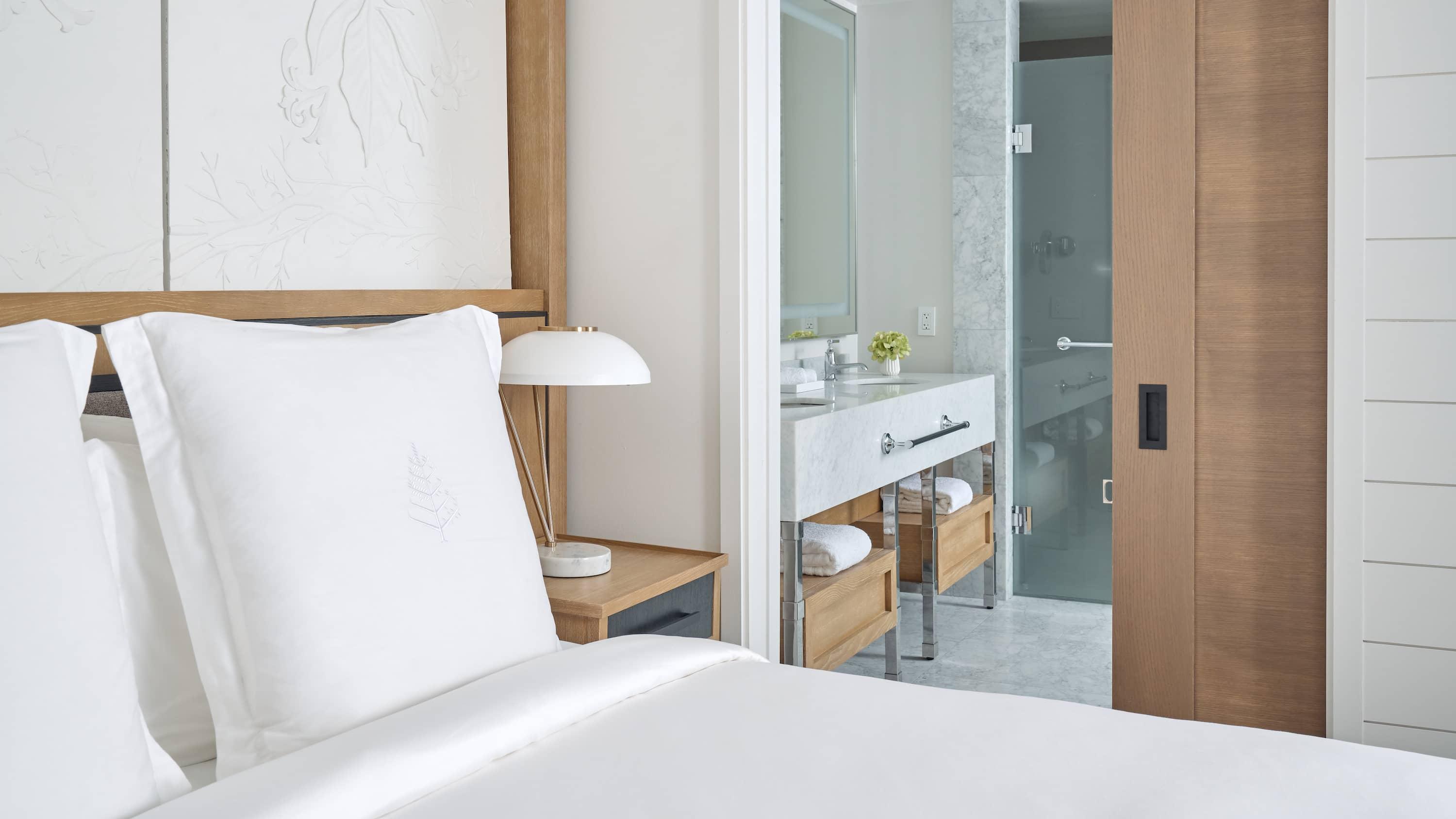 Four Seasons 5*