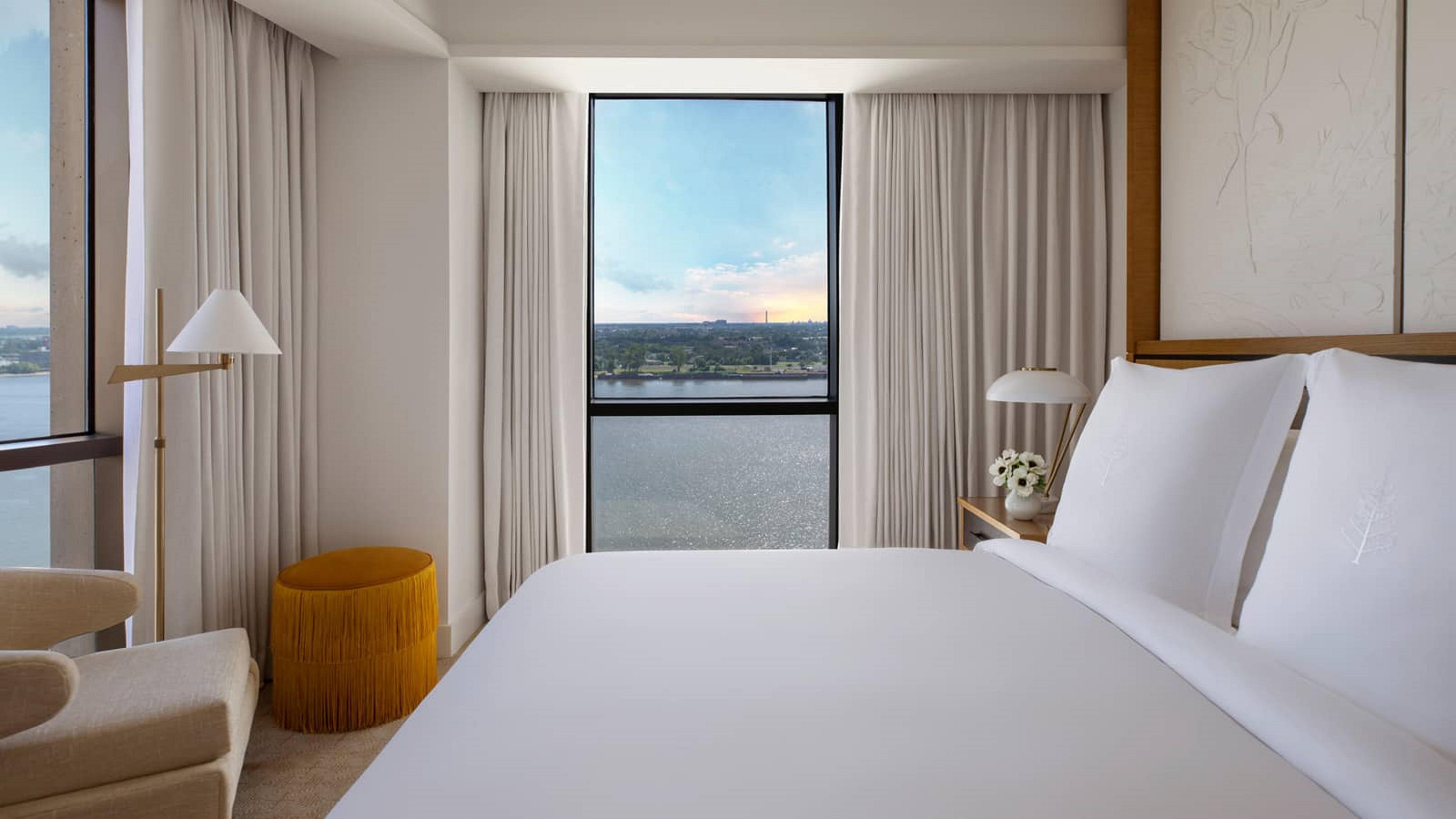 Four Seasons 5*