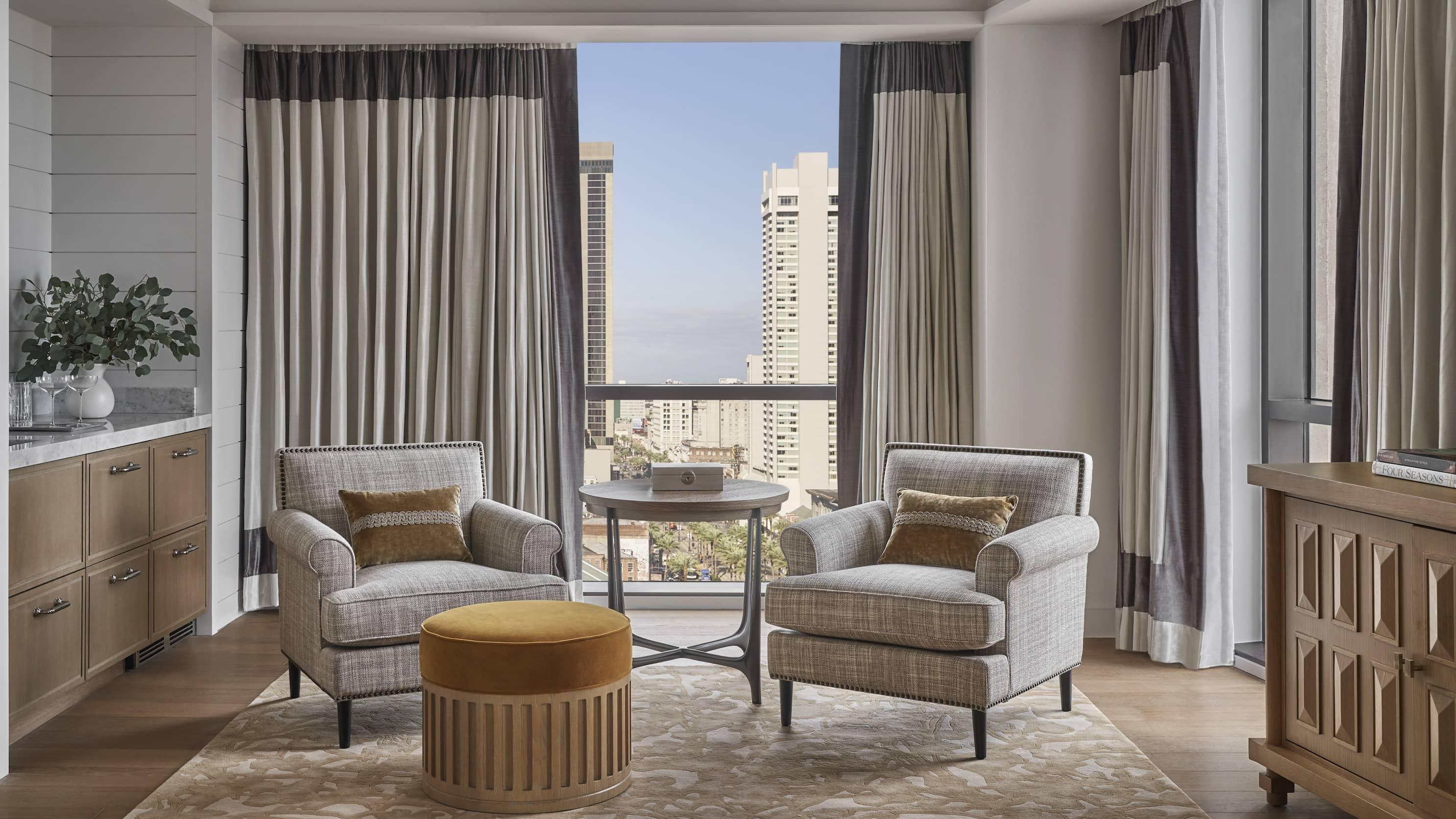 Four Seasons 5*