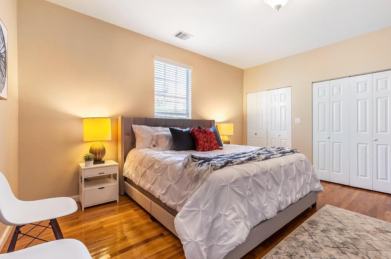 Spacious Historic Mid-city 2 Bedroom House!!! Apartment