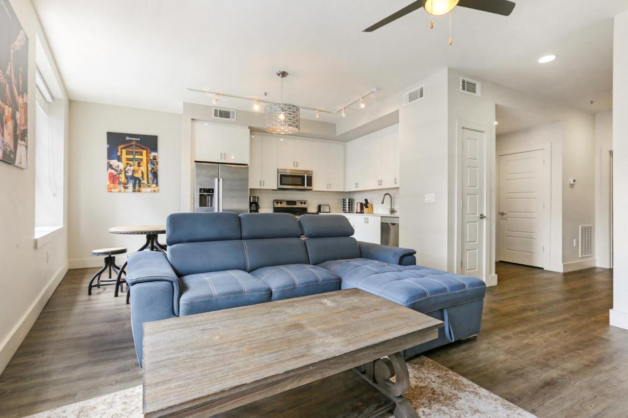 Live In The Heart Of Downtown New Orleans-cb Unit 806 Holiday home *