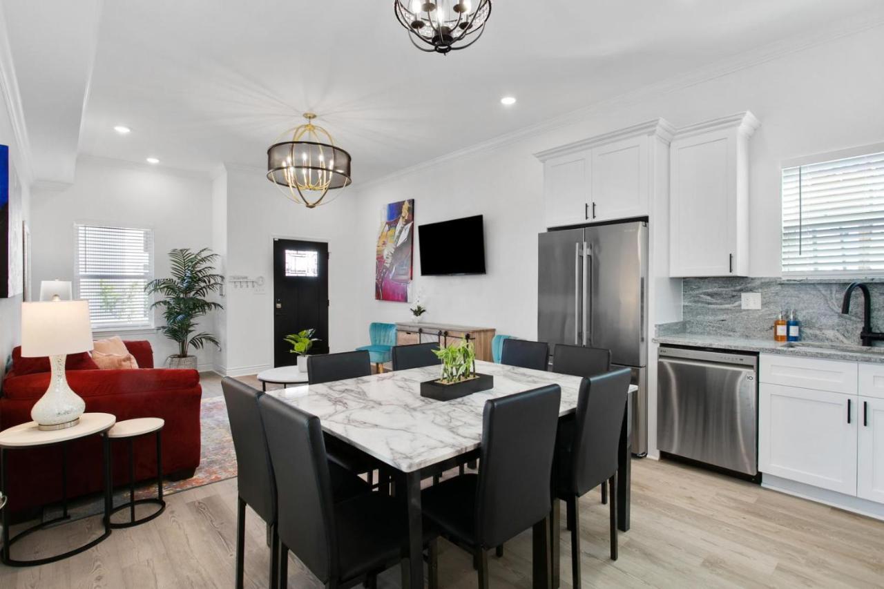 647 S Tonti Holiday home *