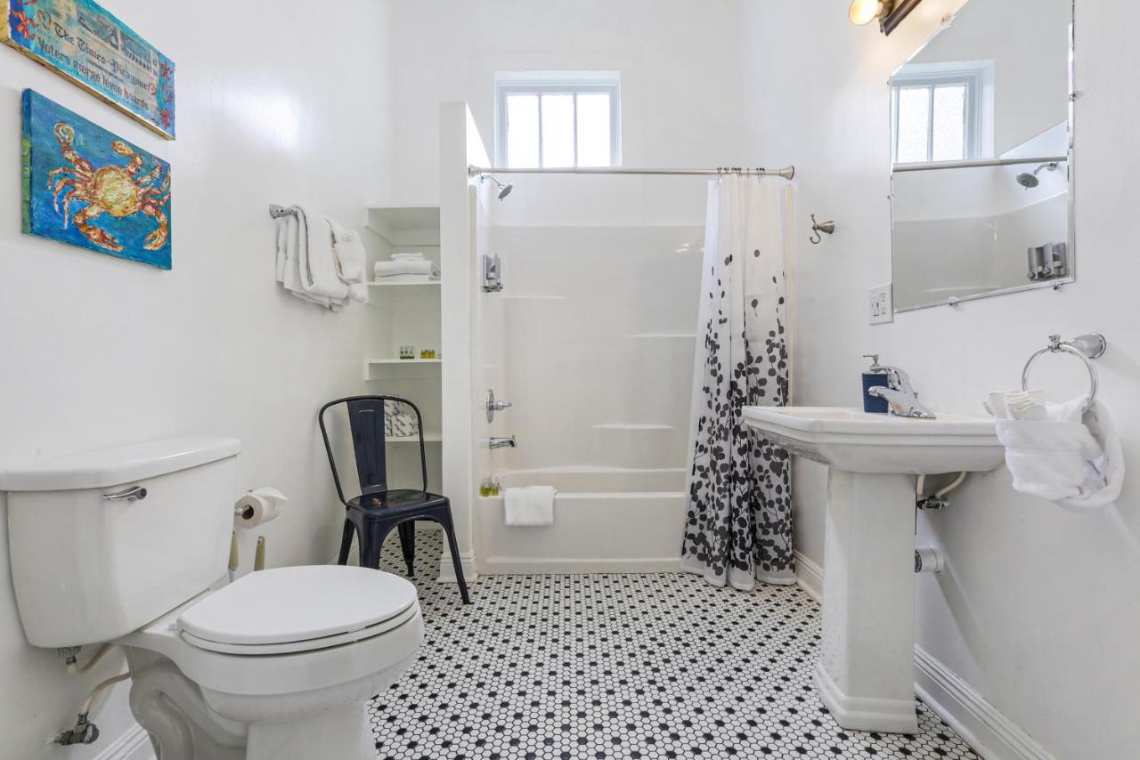 Uptown Spacious 4bd/3ba With Historic Charm Holiday home New Orleans
