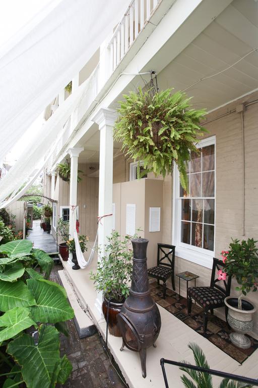 Fleur De Lis Mansion Bed & Breakfast