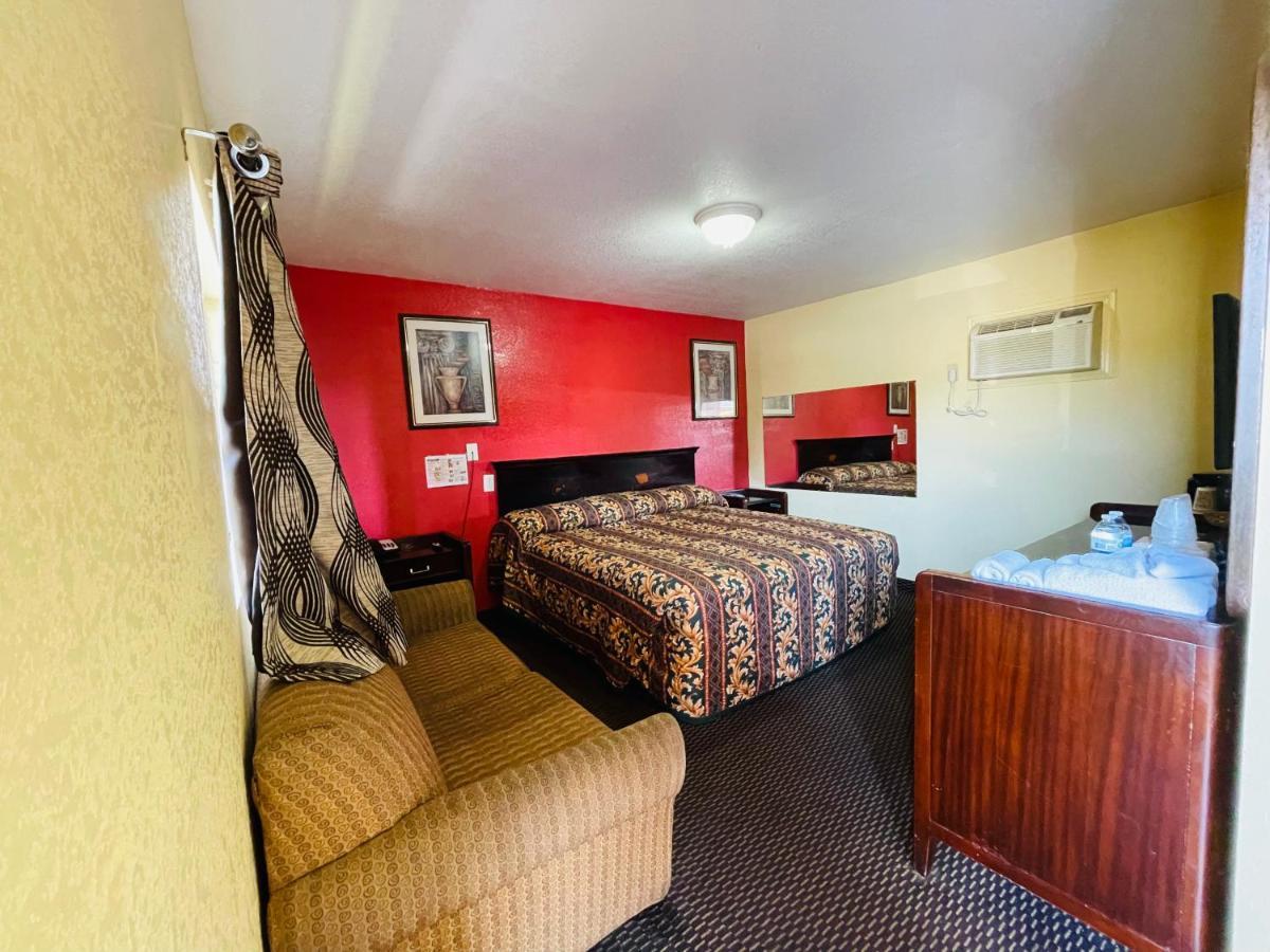 Royal Palms & Rv Park Motel