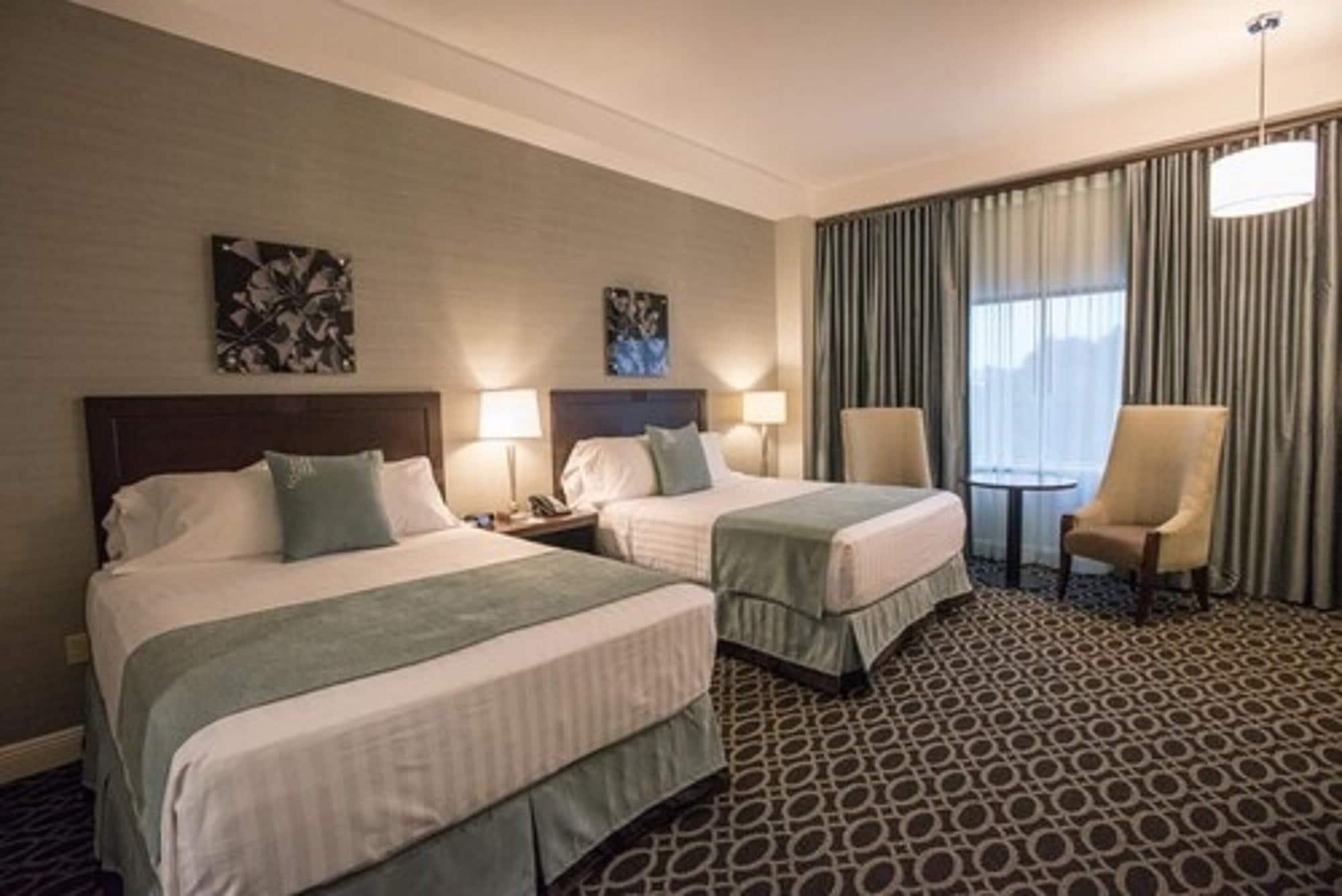 Hotel Brent House 3*