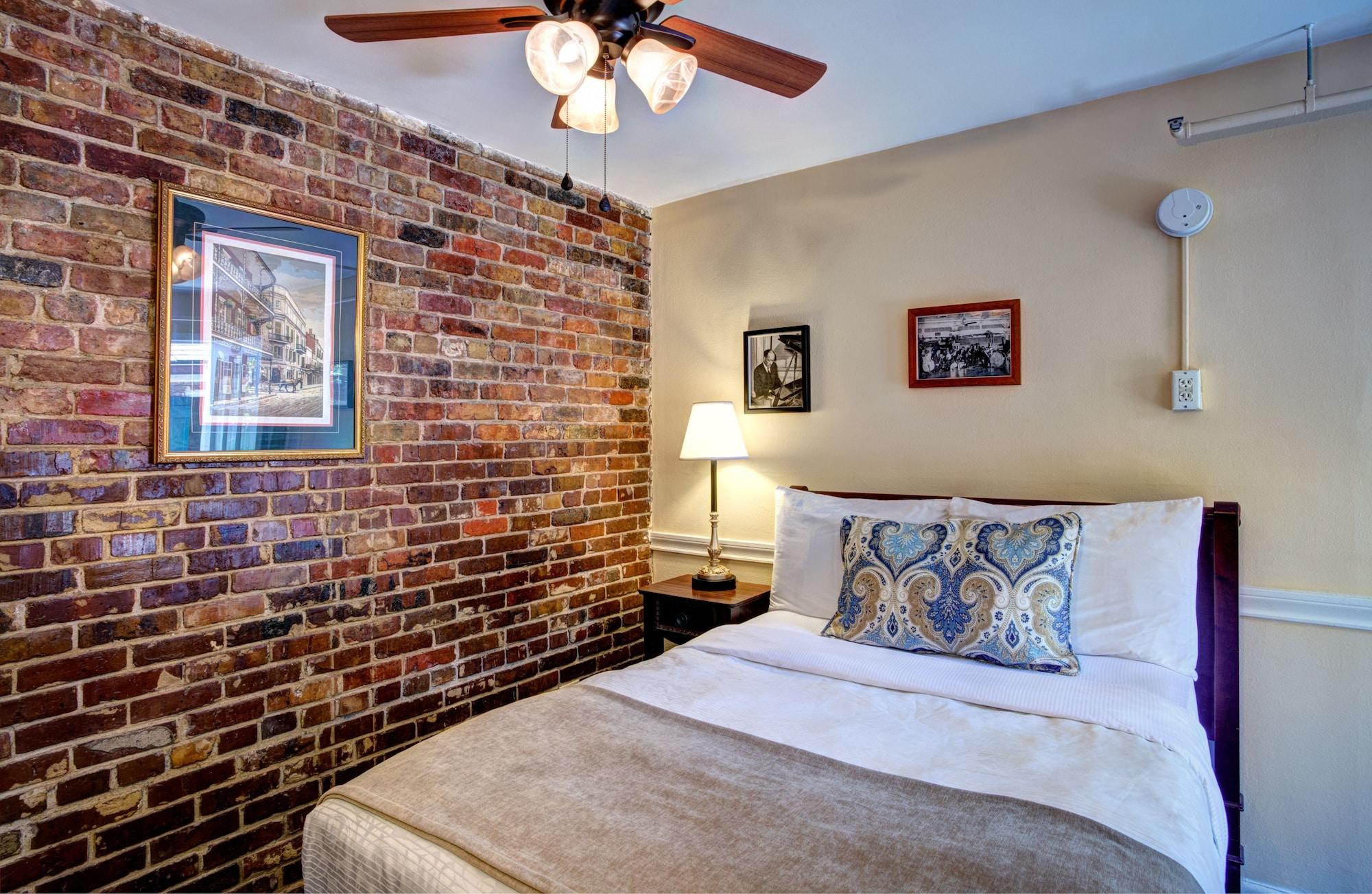 St. Pierre French Quarter 3*