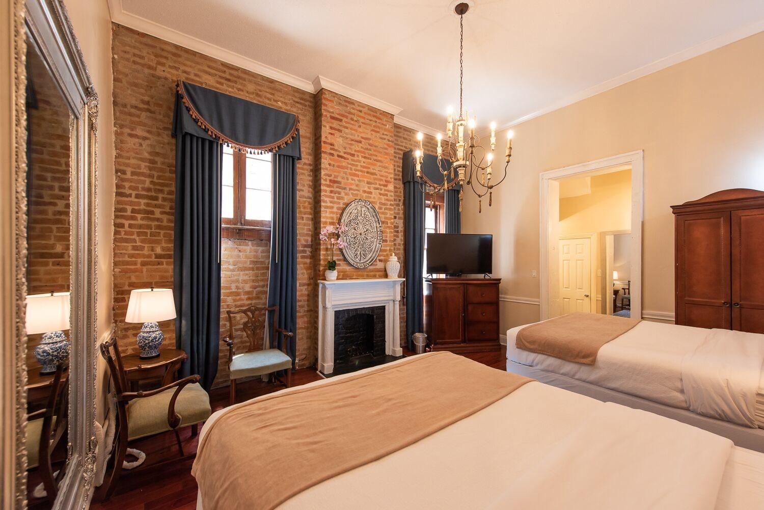 St. Pierre French Quarter Hotel