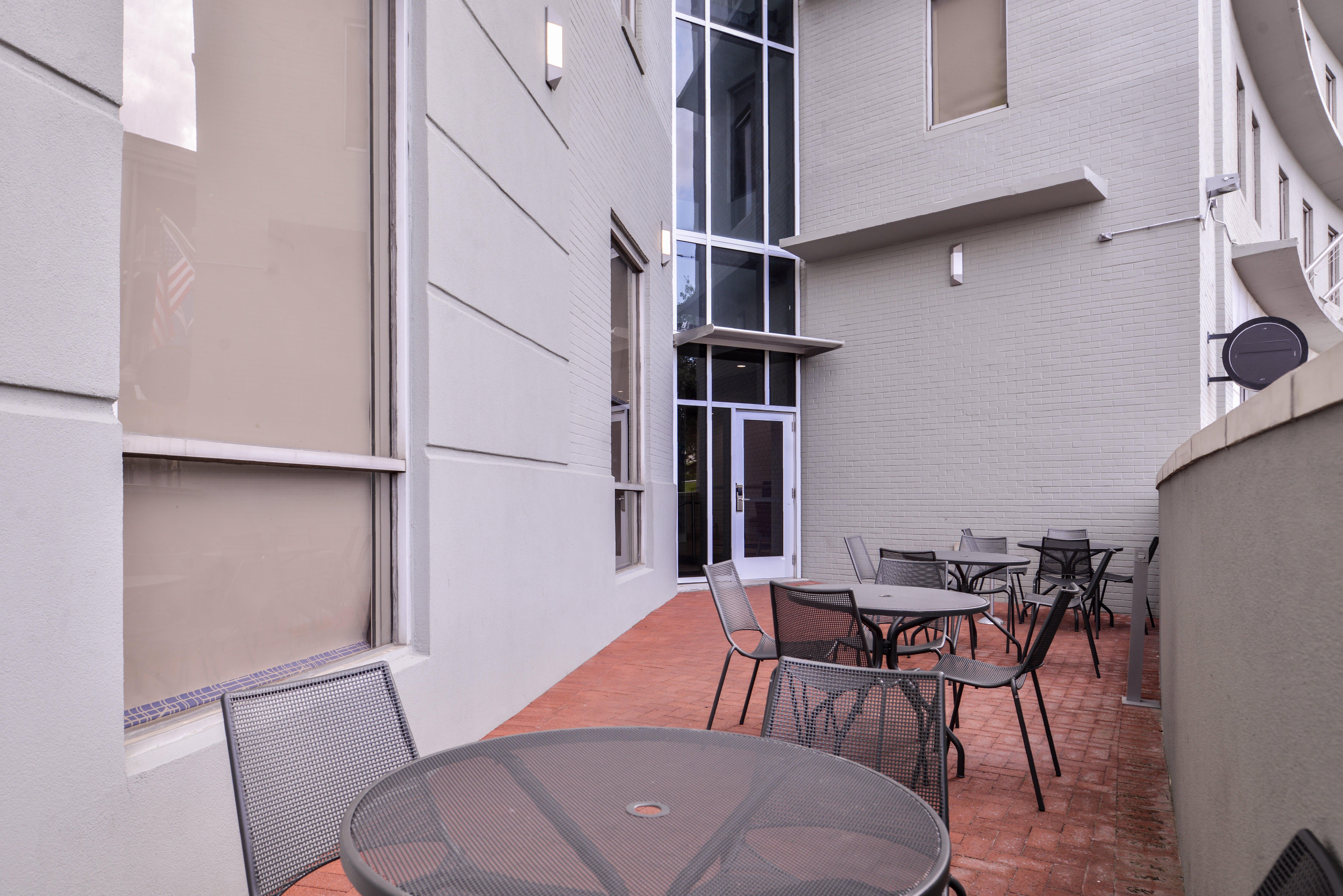 Express - Arts District By Ihg Hotel 3*