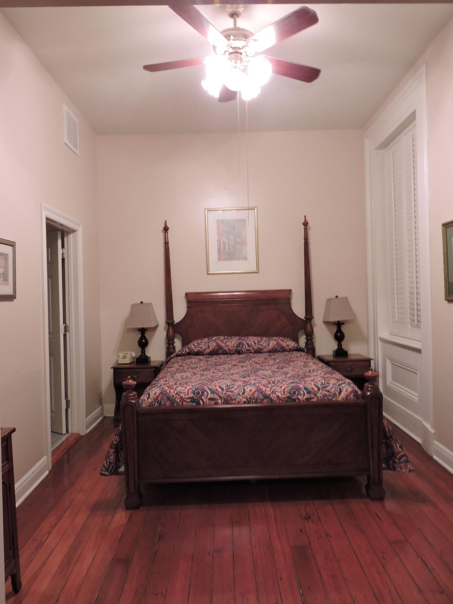 Hotel Courtyard By The French Quarter 3*