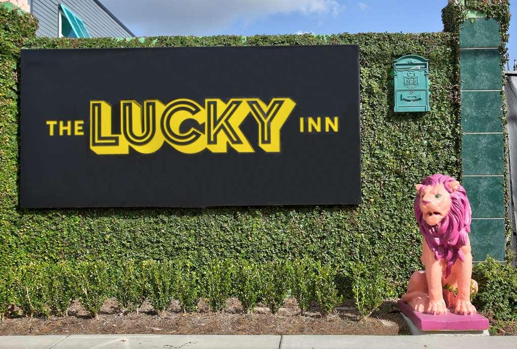 Lucky Hotel