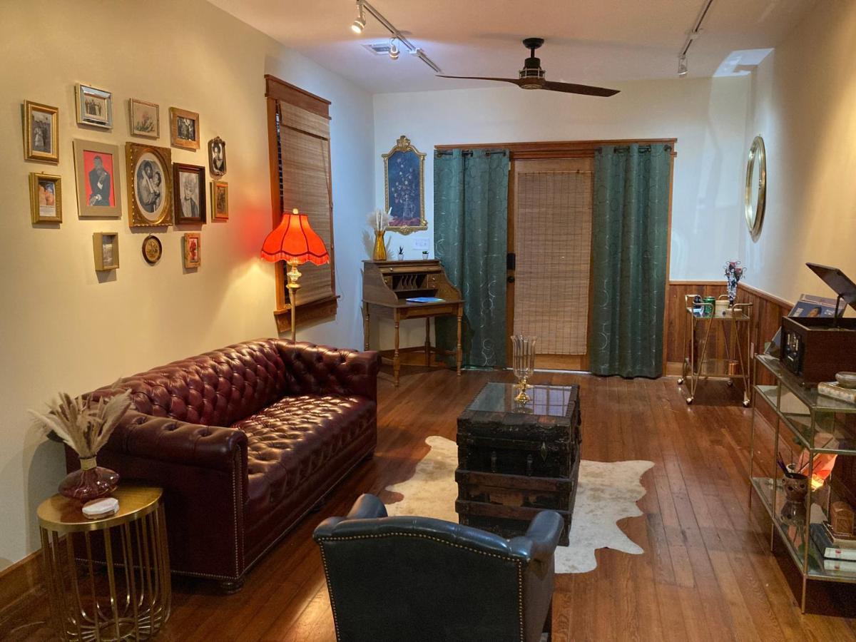 Josephine Apartment