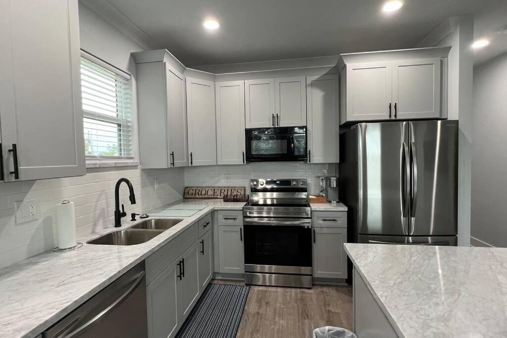 Bywater St Claude Area With Charm! 3 Miles From The French Quarter Apartment New Orleans
