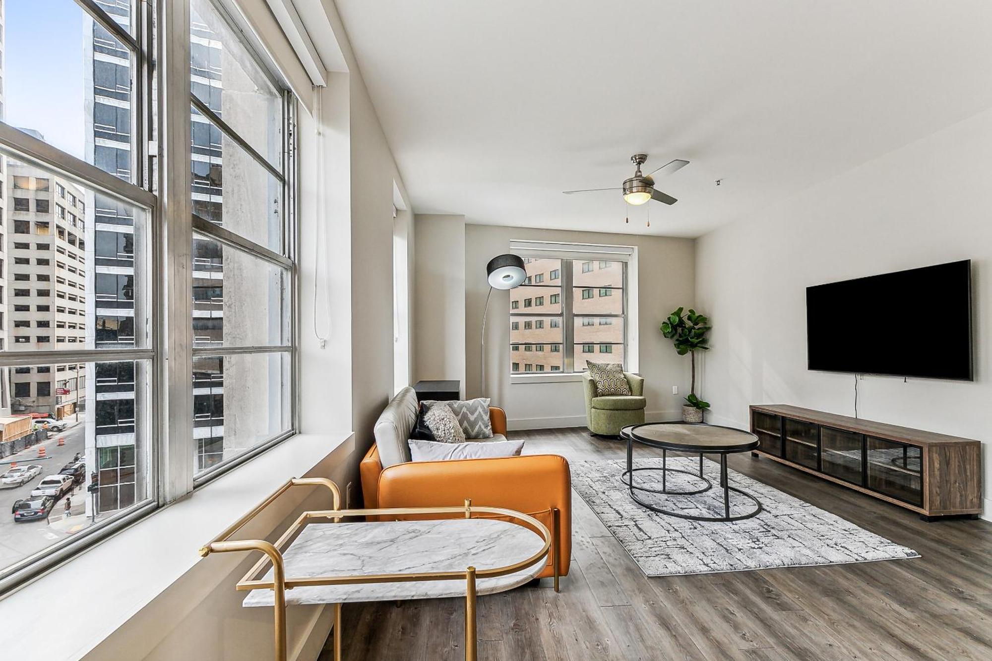 Upscale And Penthouses Close To Canal And Bourbon St Apartment *