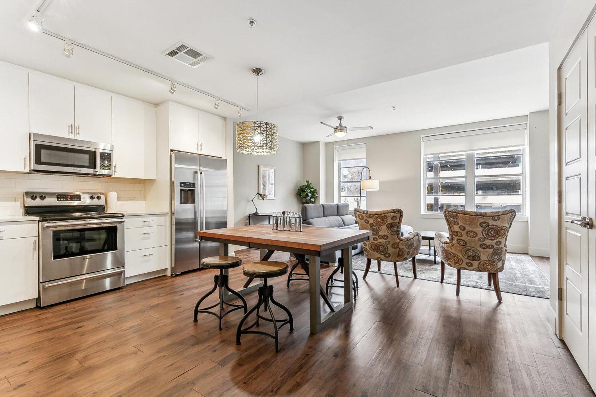 Apartment Upscale And Penthouses Close To Canal And Bourbon St *