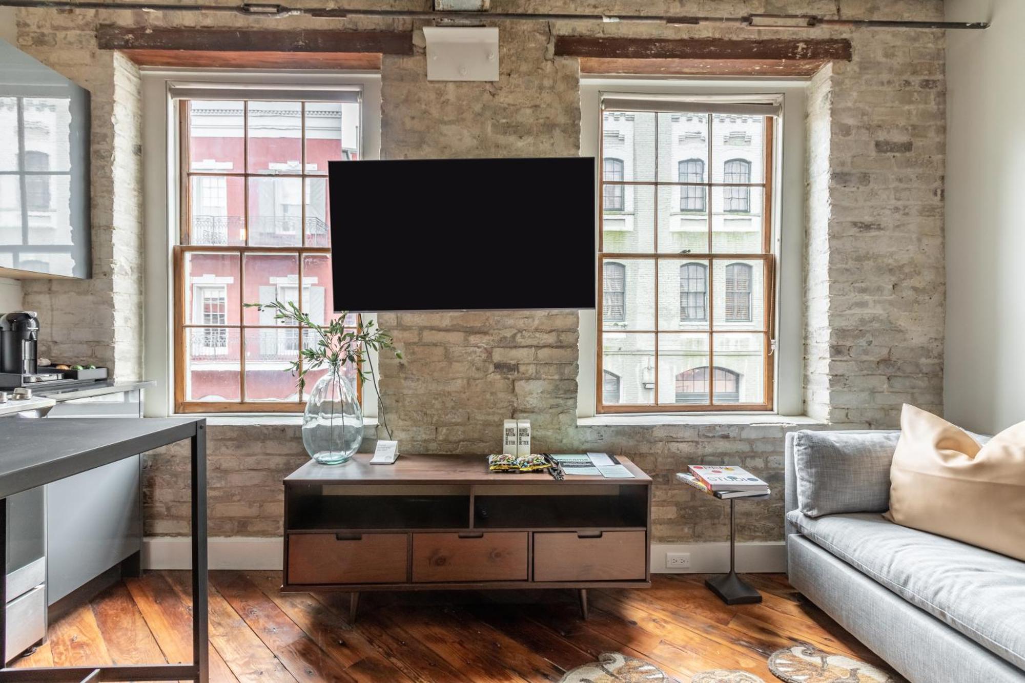 Ironworks Building Apartment *