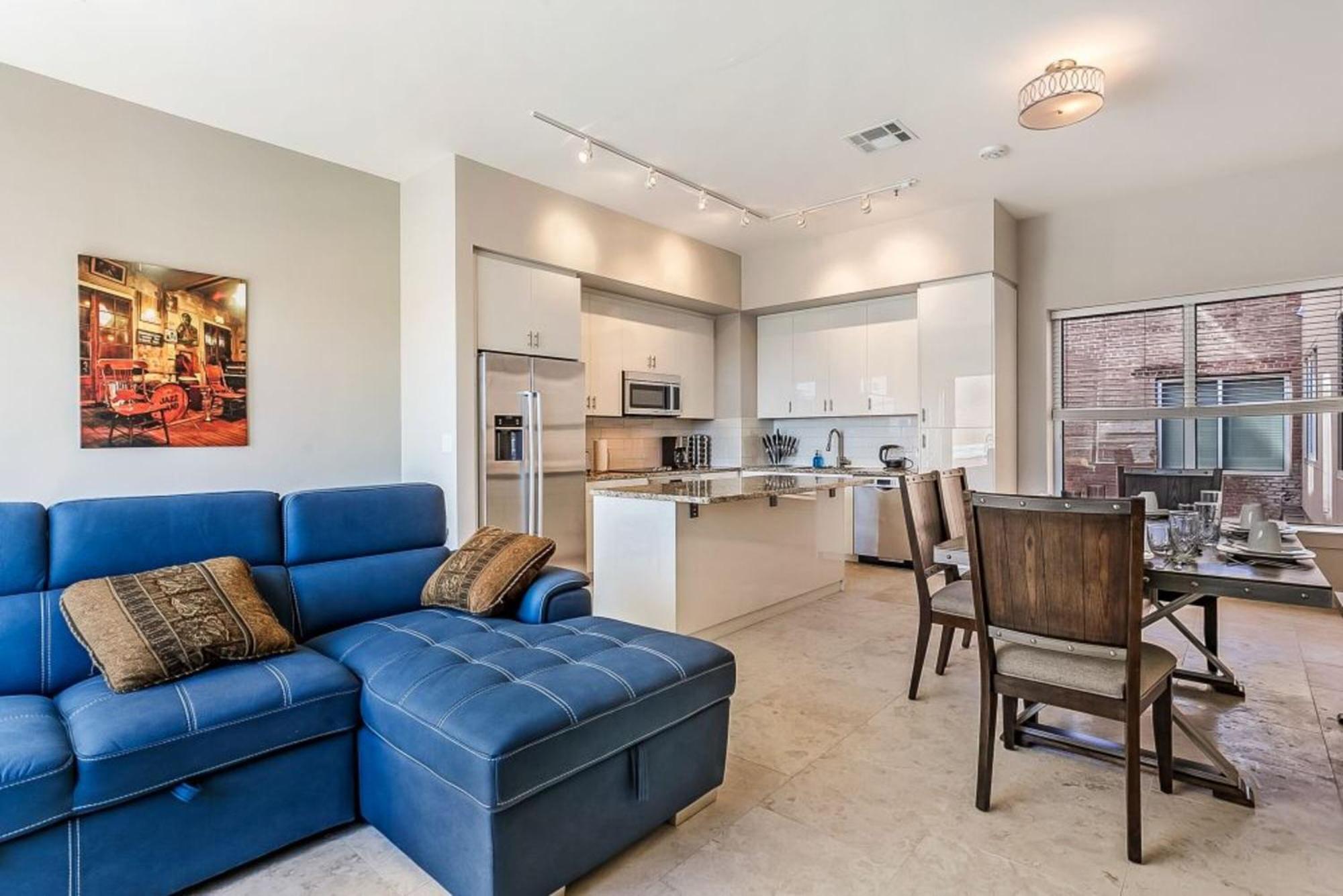 Apartment Upscale And Penthouses Close To Canal And Bourbon St New Orleans