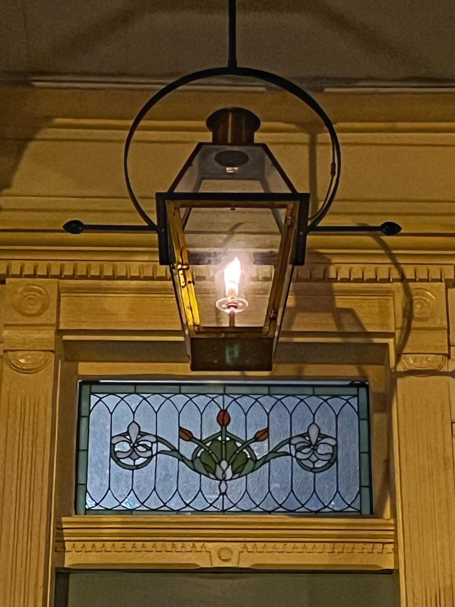 Luxury Historic Shotgun In Lower Garden District Holiday home *