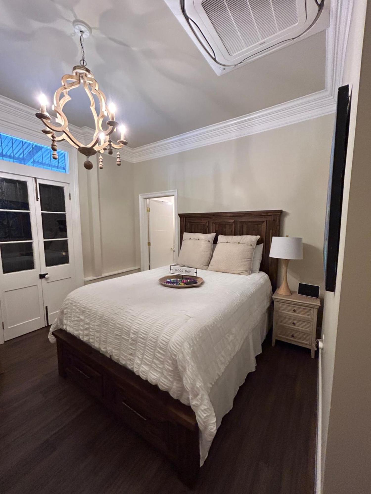 Serenity In The Marigny Bed & Breakfast *