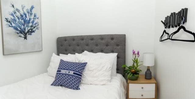 Amazing Modern 5 Bedroom Next To French Qt & Bourbon Apartment New Orleans