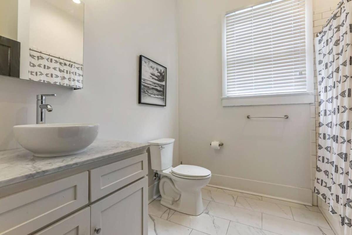 Apartment 5bed Streetcar Retreat W Outdoor Entertaining