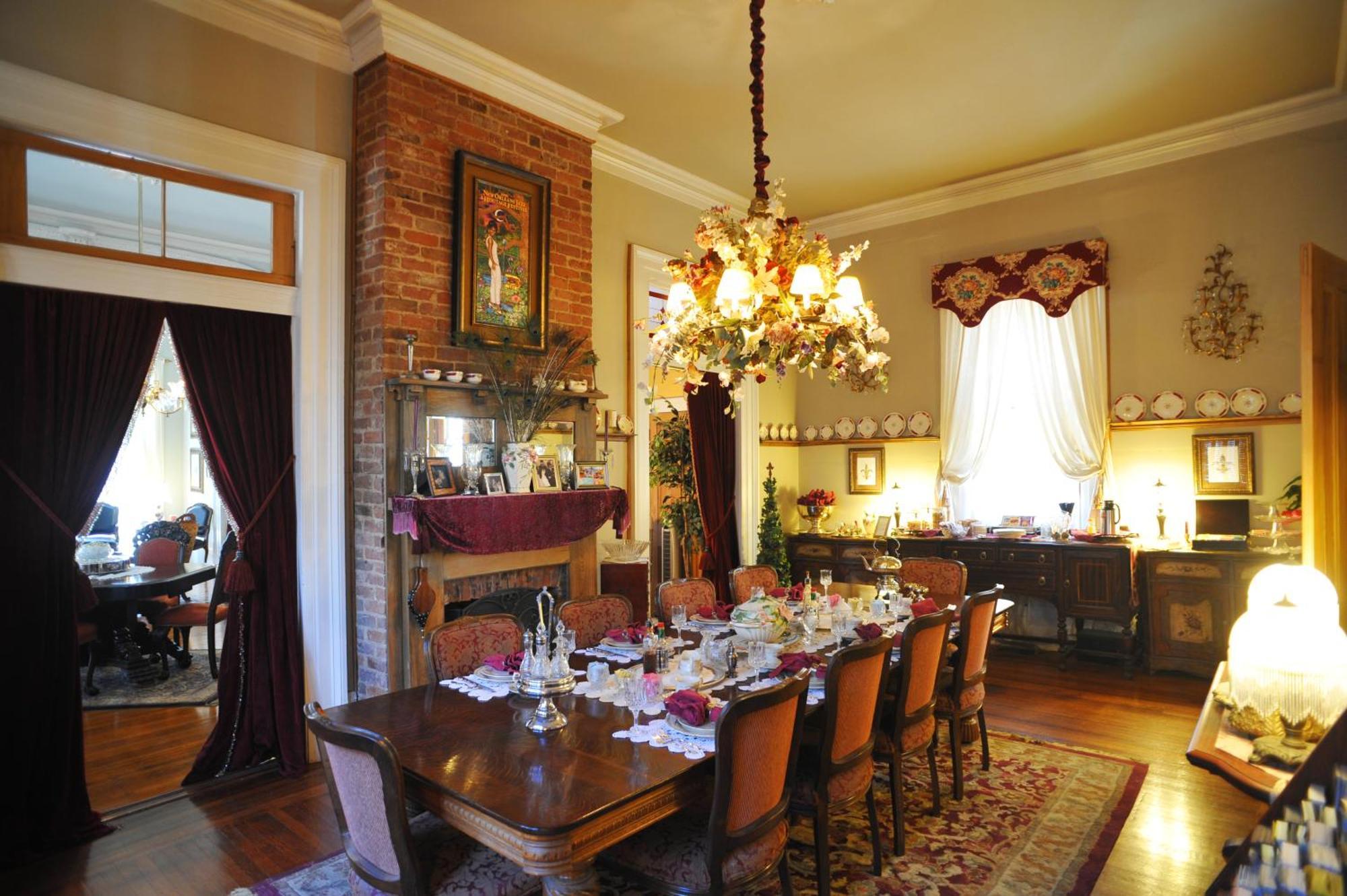 Bed & Breakfast Hh Whitney House - A On The Historic Esplanade New Orleans