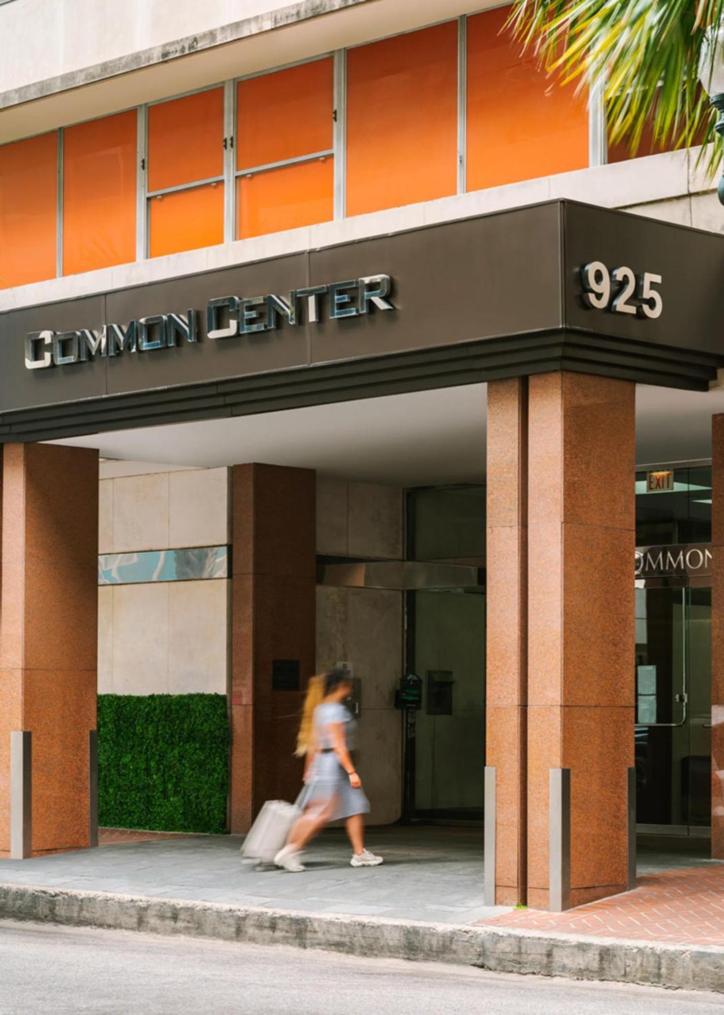 Apartment Roami At Duncan Plaza