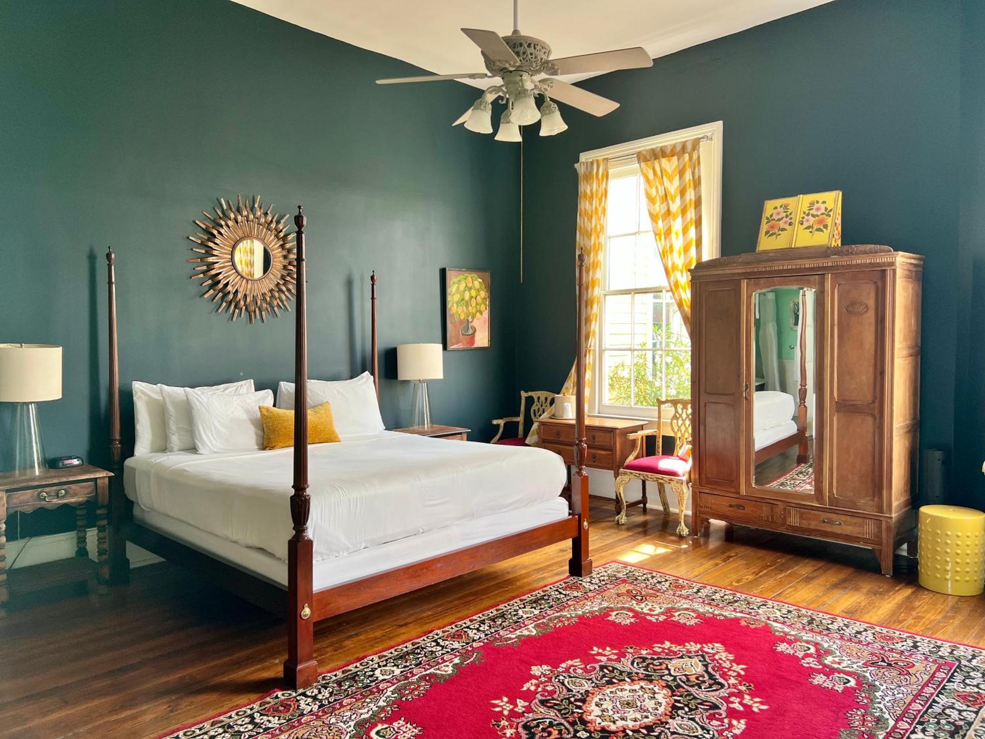 Creole Gardens And Inn 3*