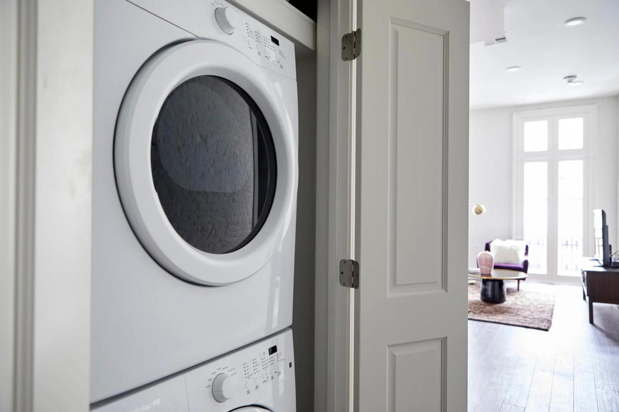 Apartment Roami At St. Charles *