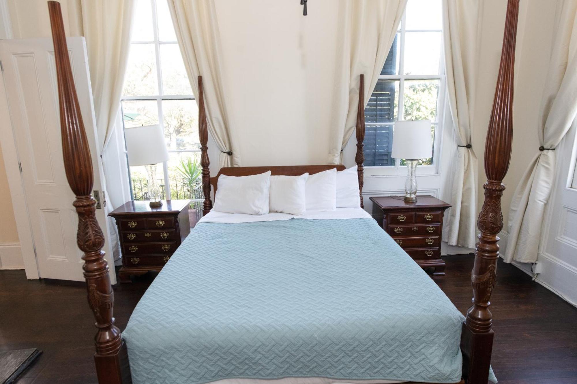 The Esplanade Mansion Bed & Breakfast New Orleans