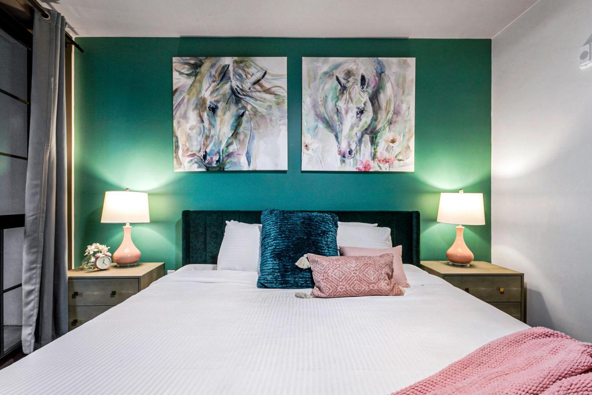 The Pelican By Hosteeva Apartment *