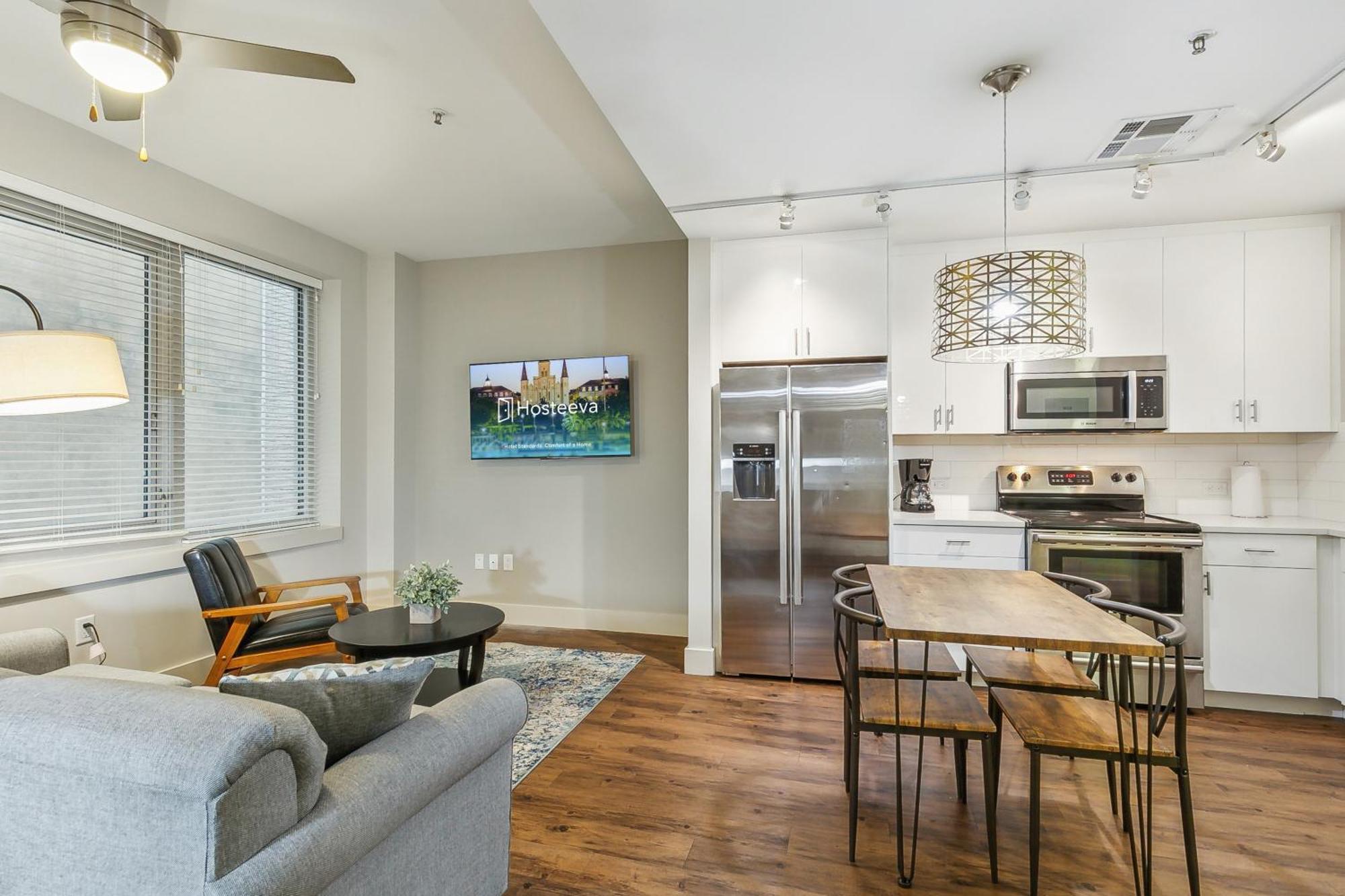 Upscale And Penthouses Close To Canal And Bourbon St New Orleans