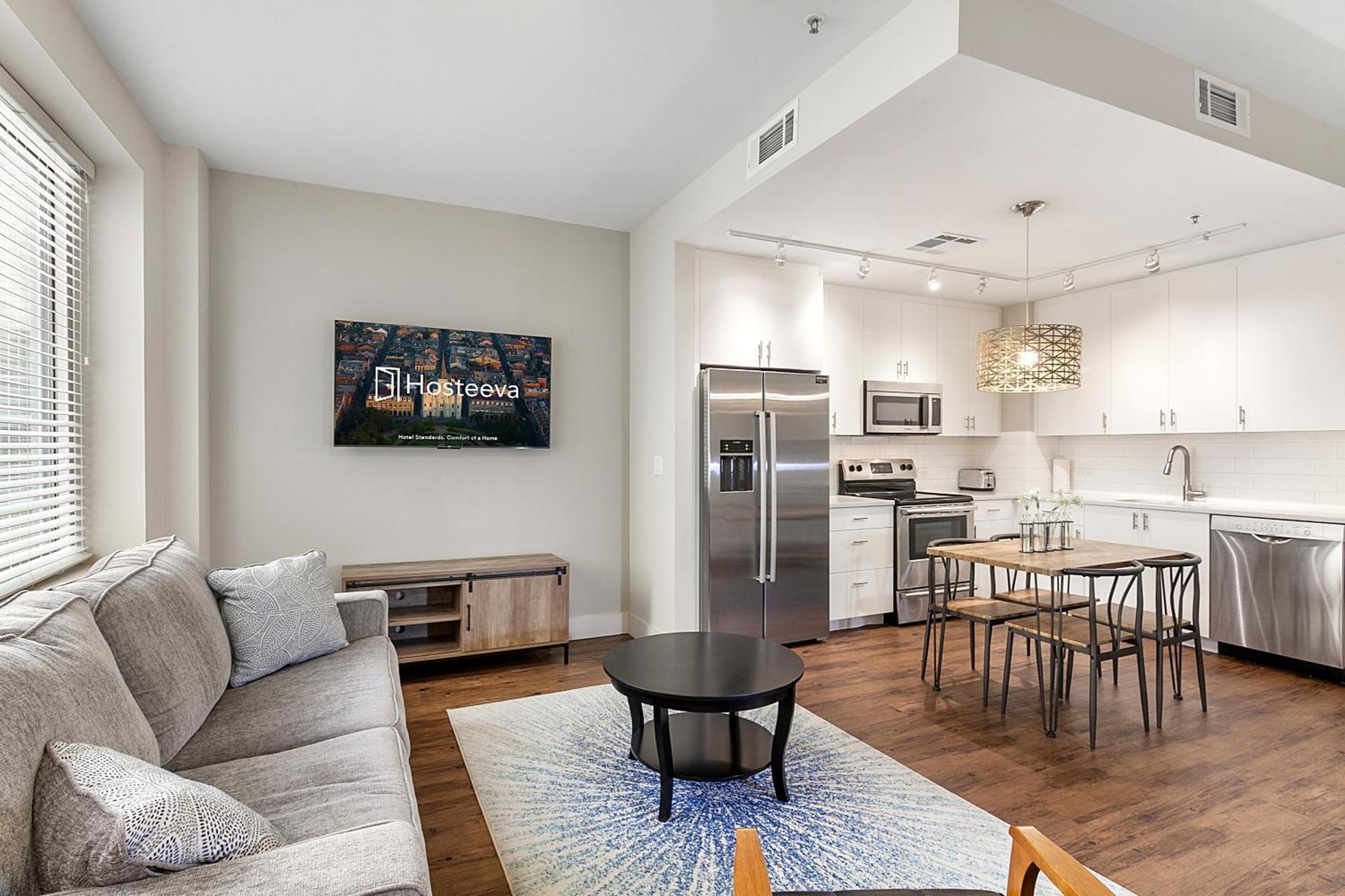 Upscale And Penthouses Close To Canal And Bourbon St