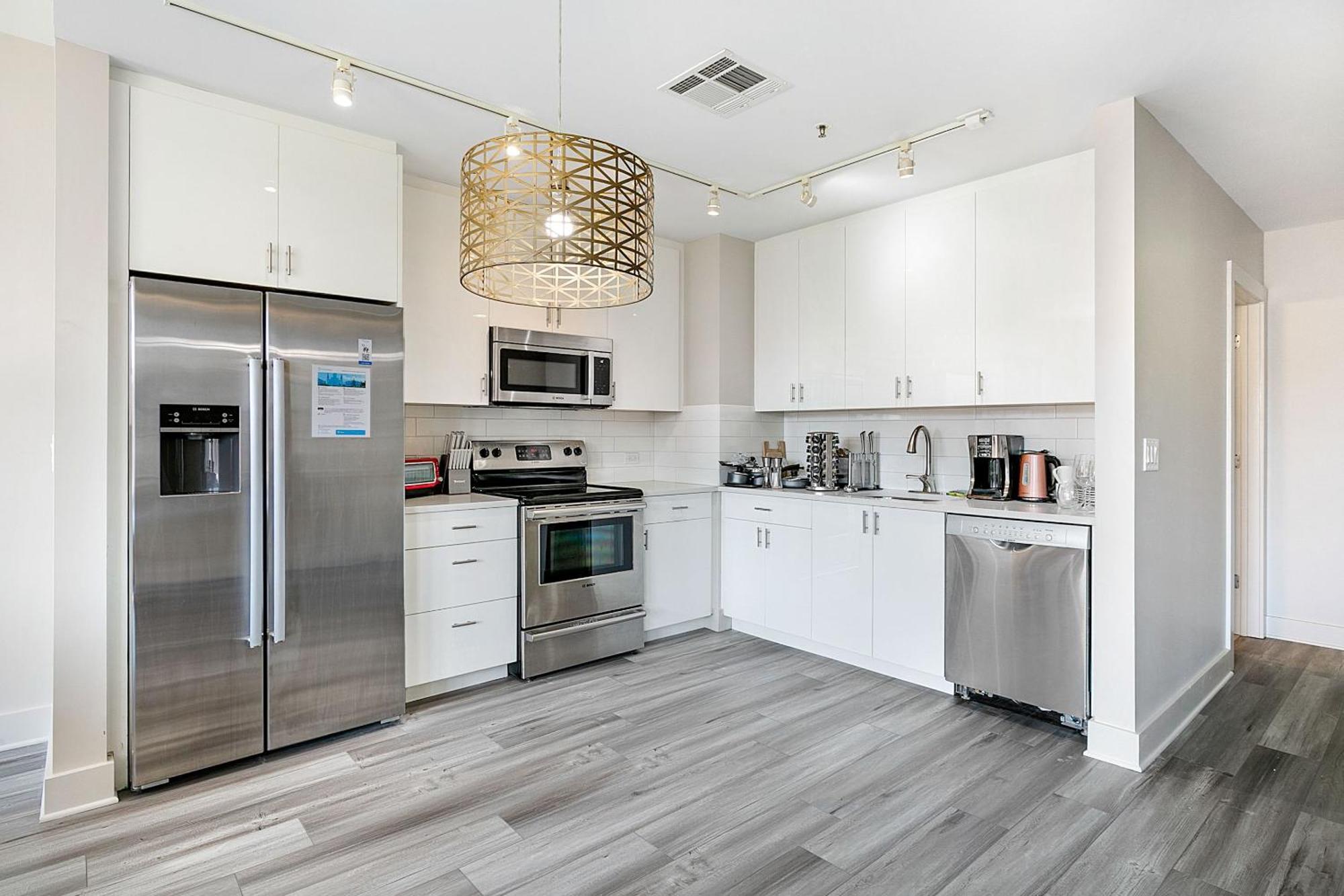 Upscale And Penthouses Close To Canal And Bourbon St * New Orleans