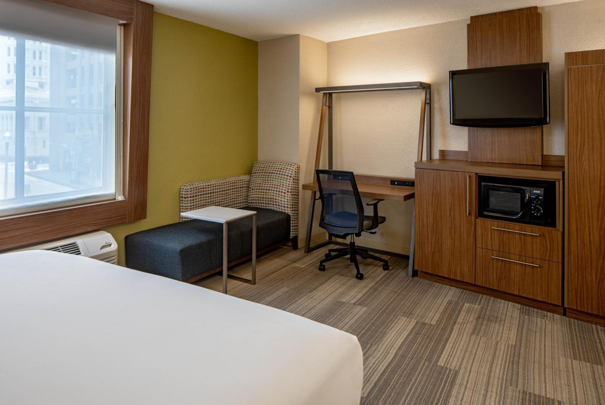 Express Downtown By Ihg Hotel New Orleans