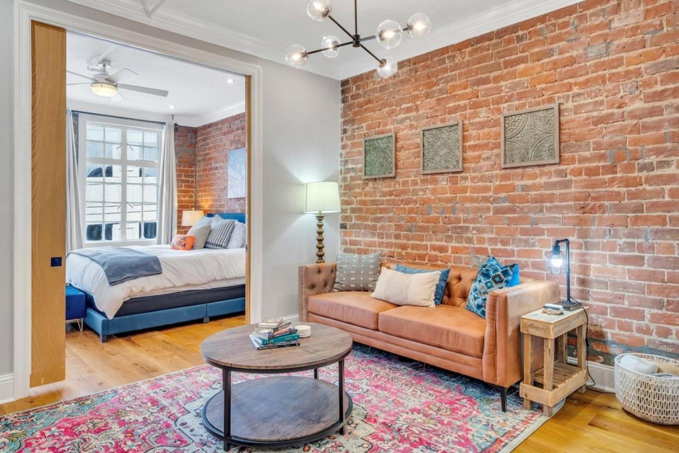 Historic 2br Condo, Walk To Fq & Dining Spots * New Orleans