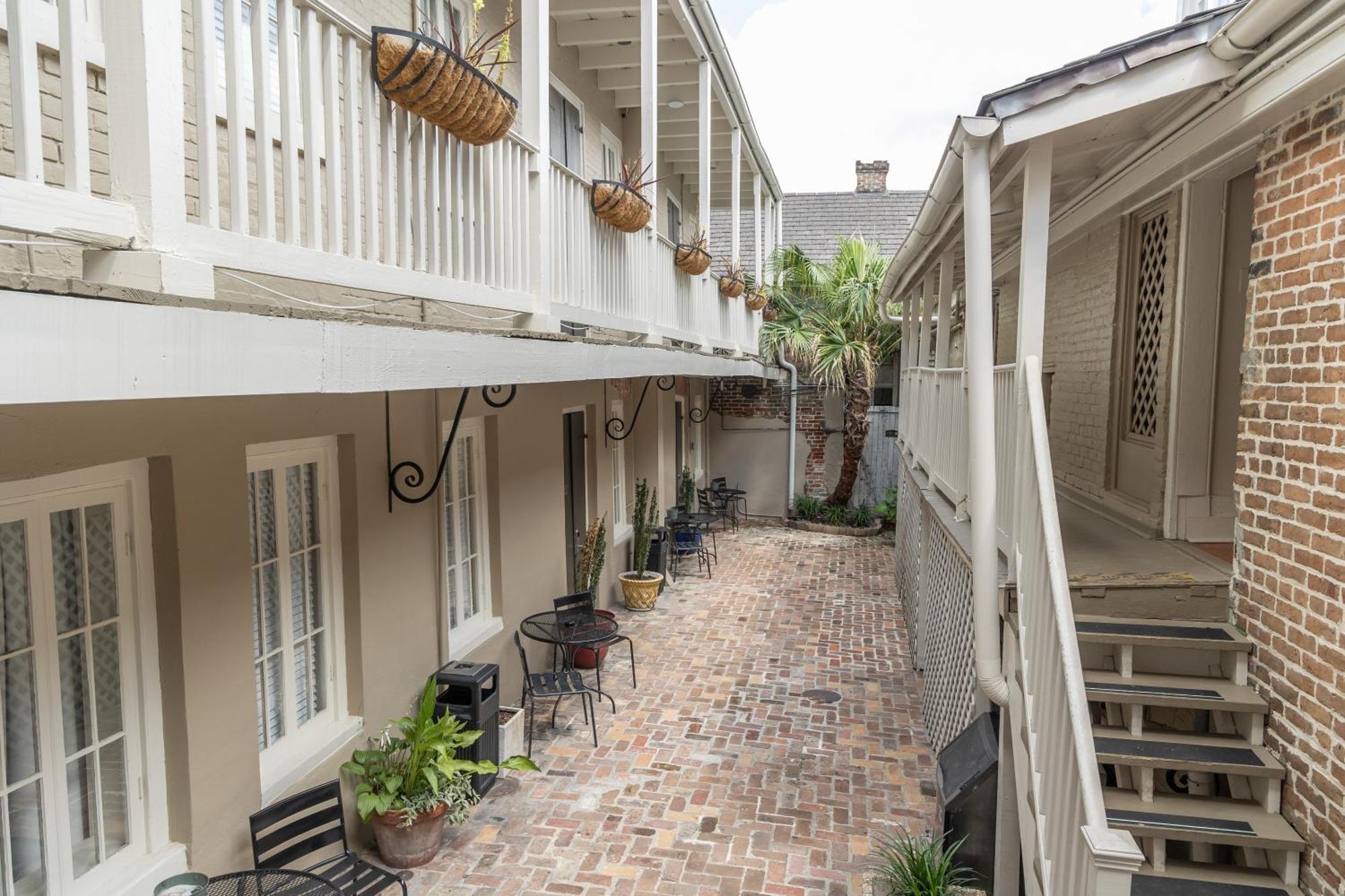Inn On Ursulines, A French Quarter 3*