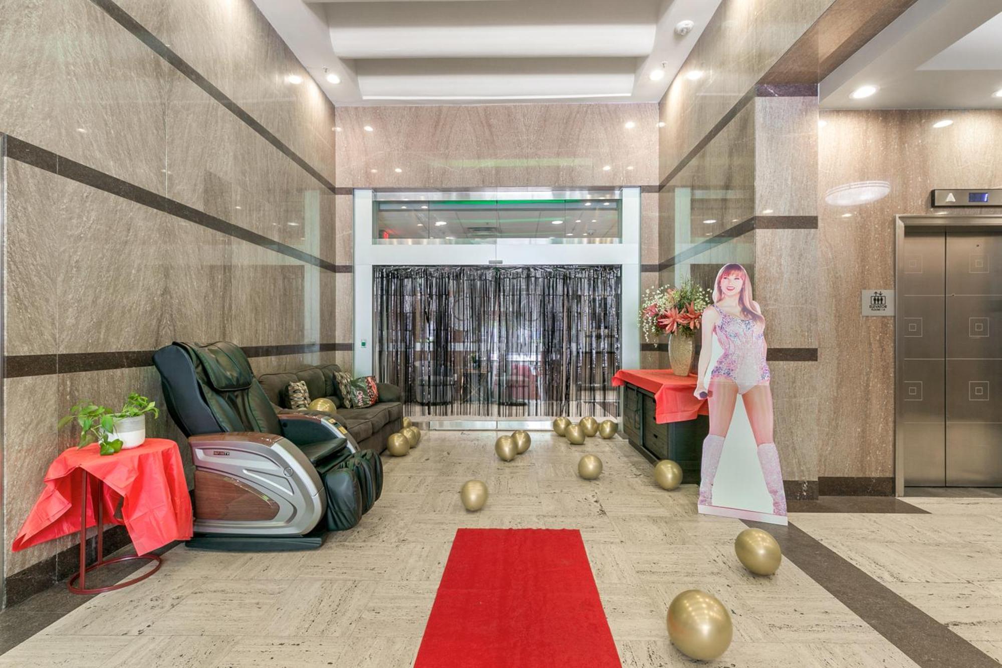 Upscale And Penthouses Close To Canal And Bourbon St * New Orleans