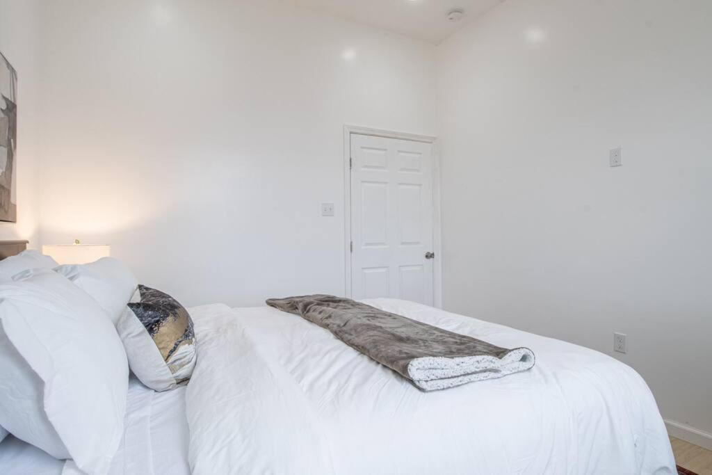 Luxury 6 Bedroom Oasis Apartment New Orleans