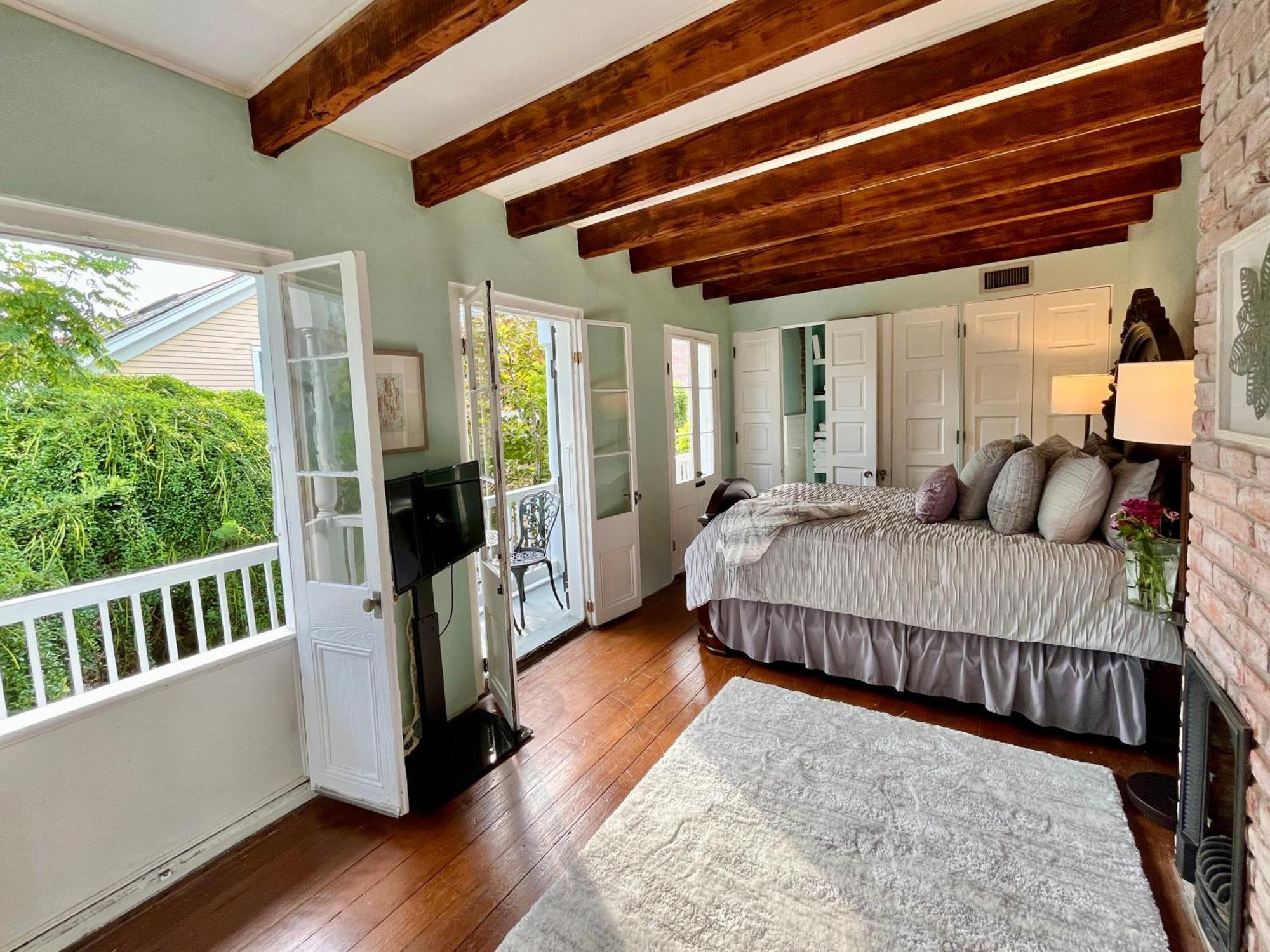 French Quarter Lanaux Mansion Bed & Breakfast New Orleans