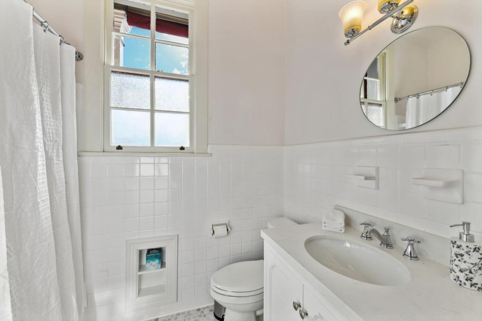 French Quarter Lanaux Mansion Bed & Breakfast *