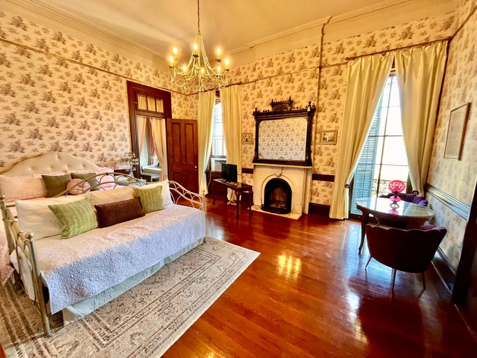 Bed & Breakfast French Quarter Lanaux Mansion