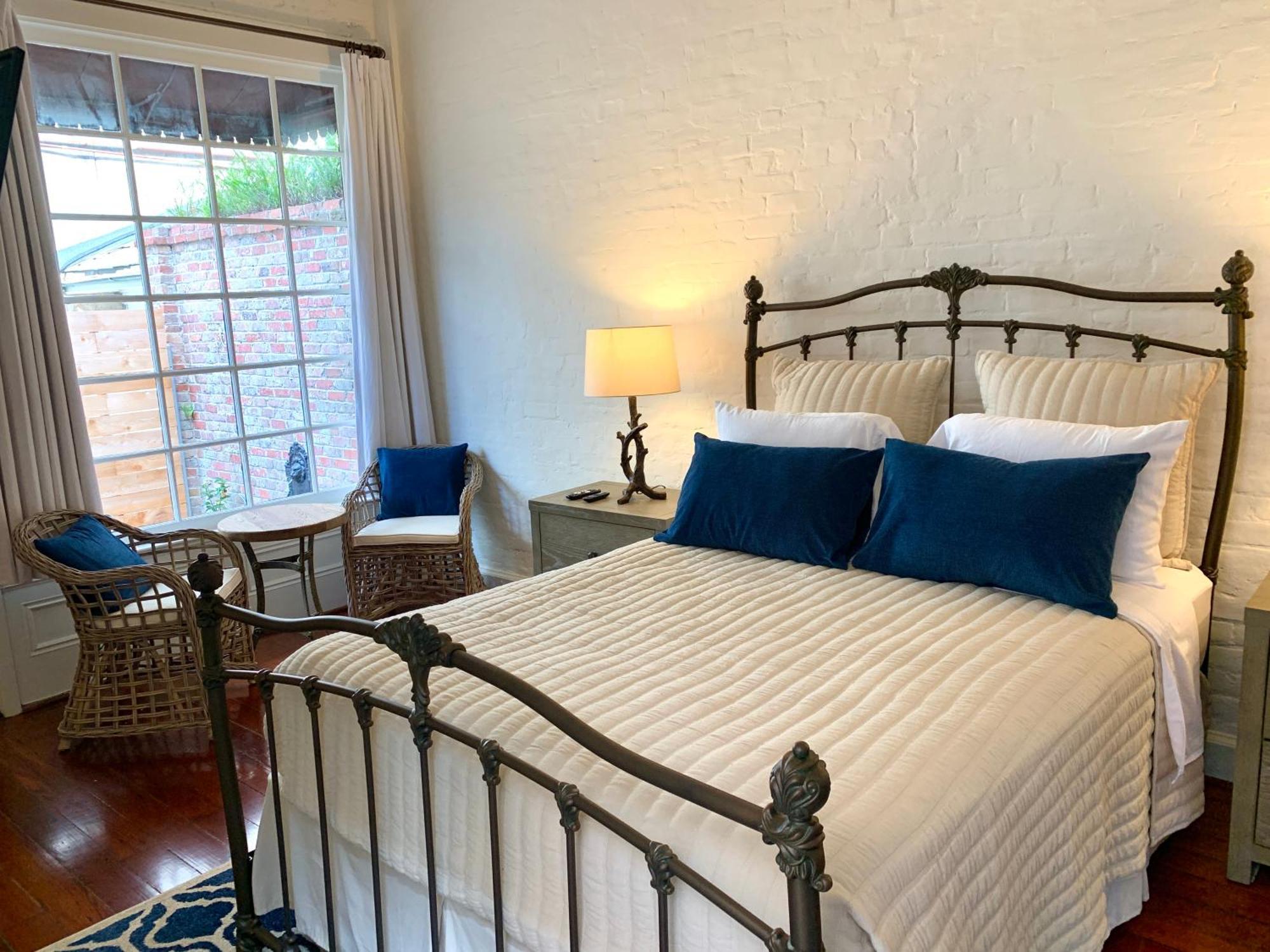 French Quarter Lanaux Mansion