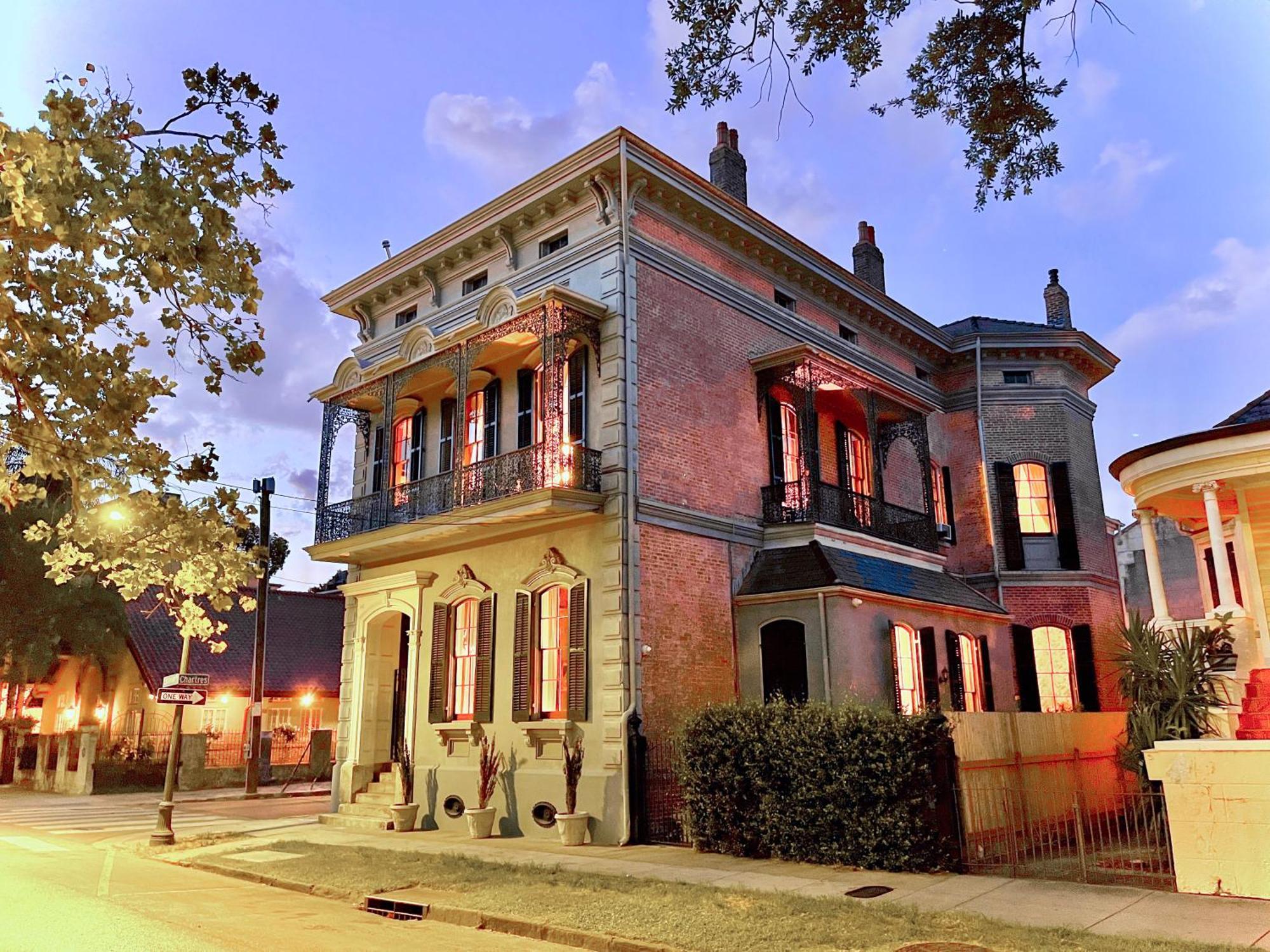 French Quarter Lanaux Mansion