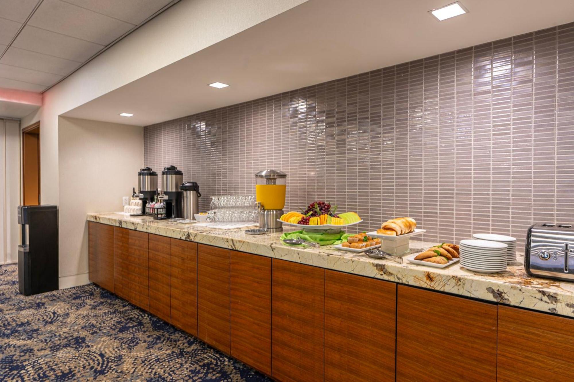 New Orleans-downtown Superdome By Ihg 4* New Orleans