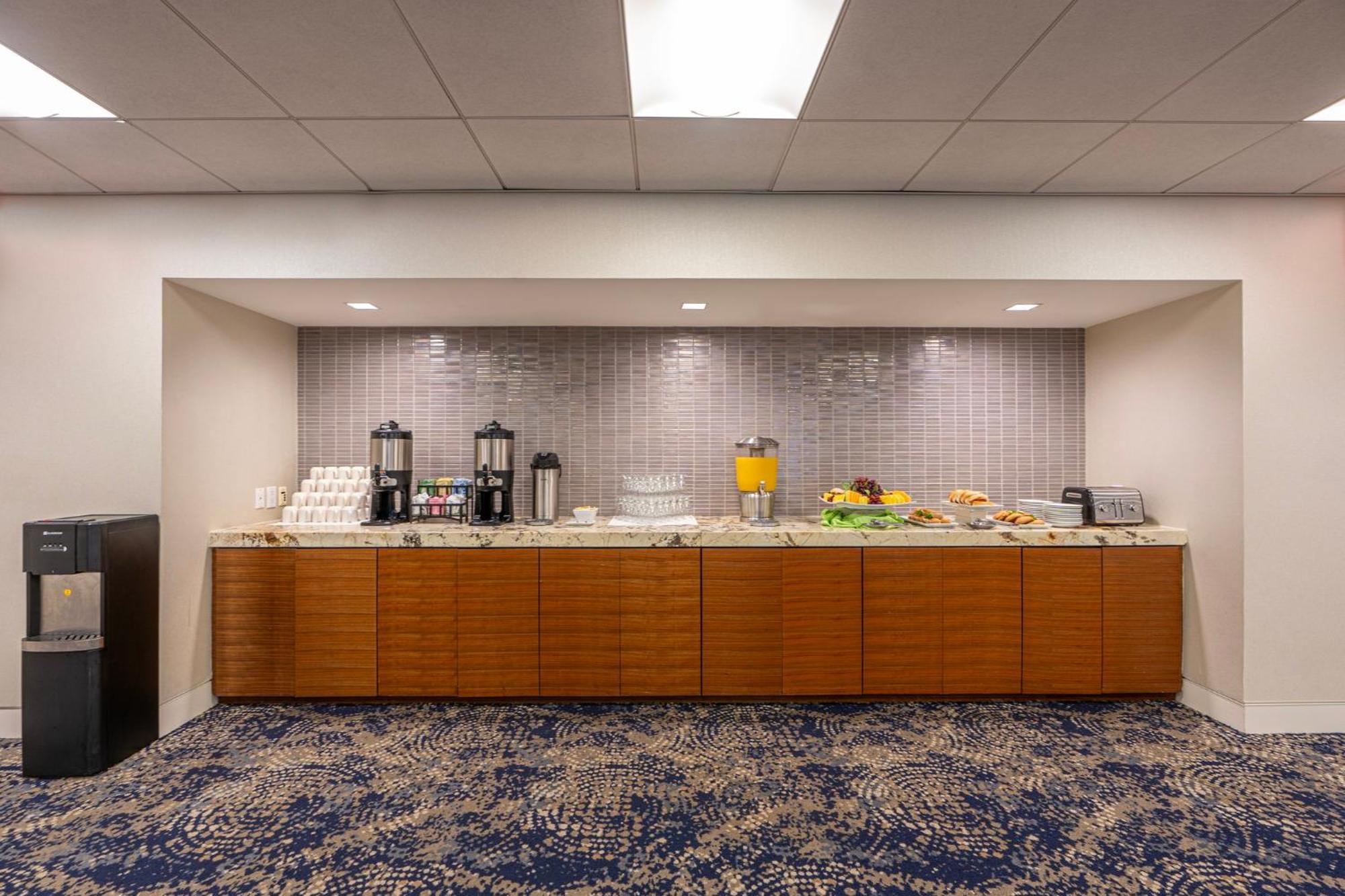 New Orleans-downtown Superdome By Ihg