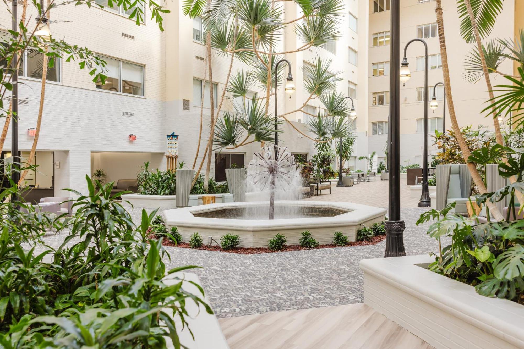 Brent House Hotel 3*