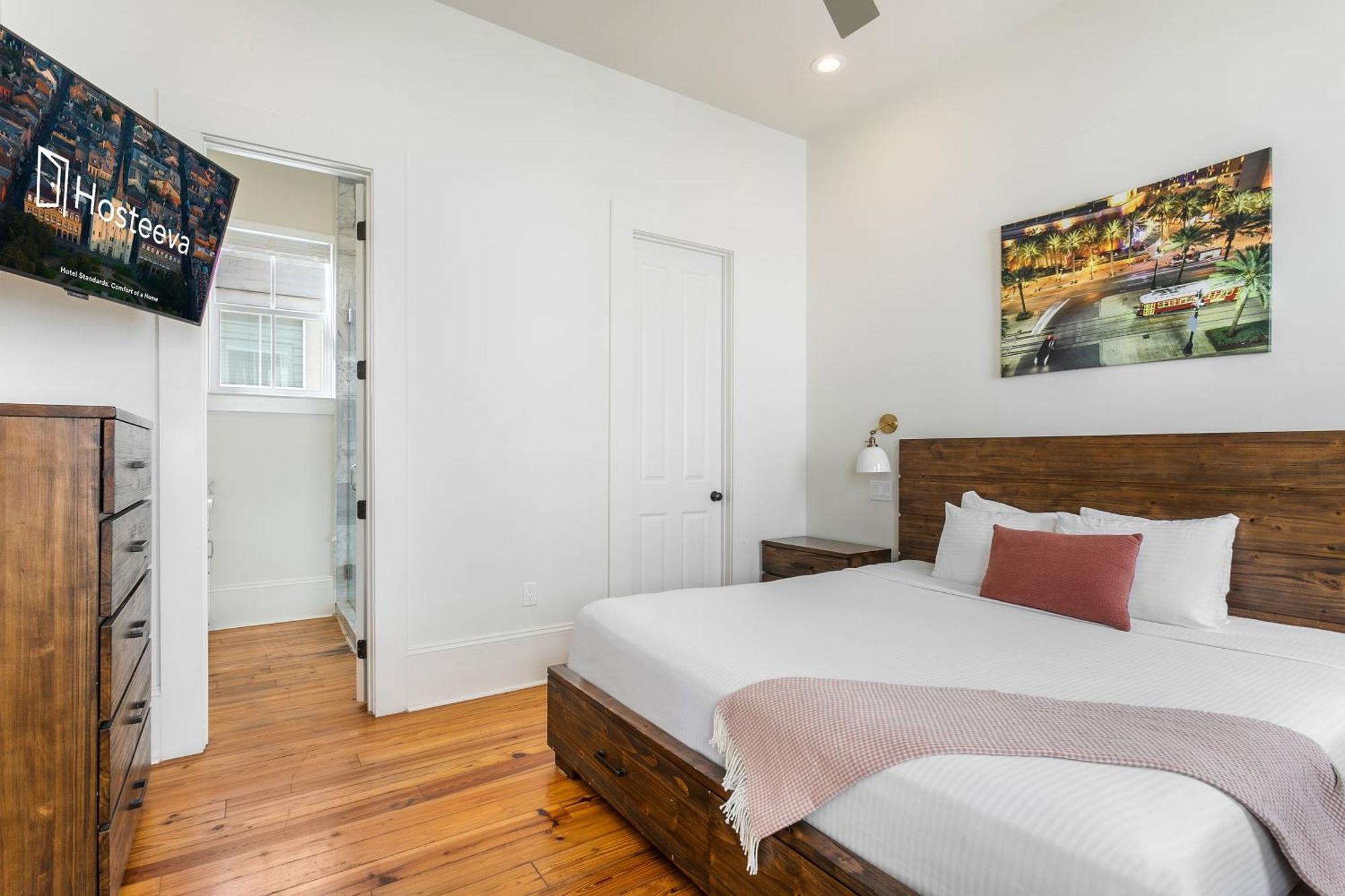 Apartment Private 3br On Carondelet By Hosteeva New Orleans
