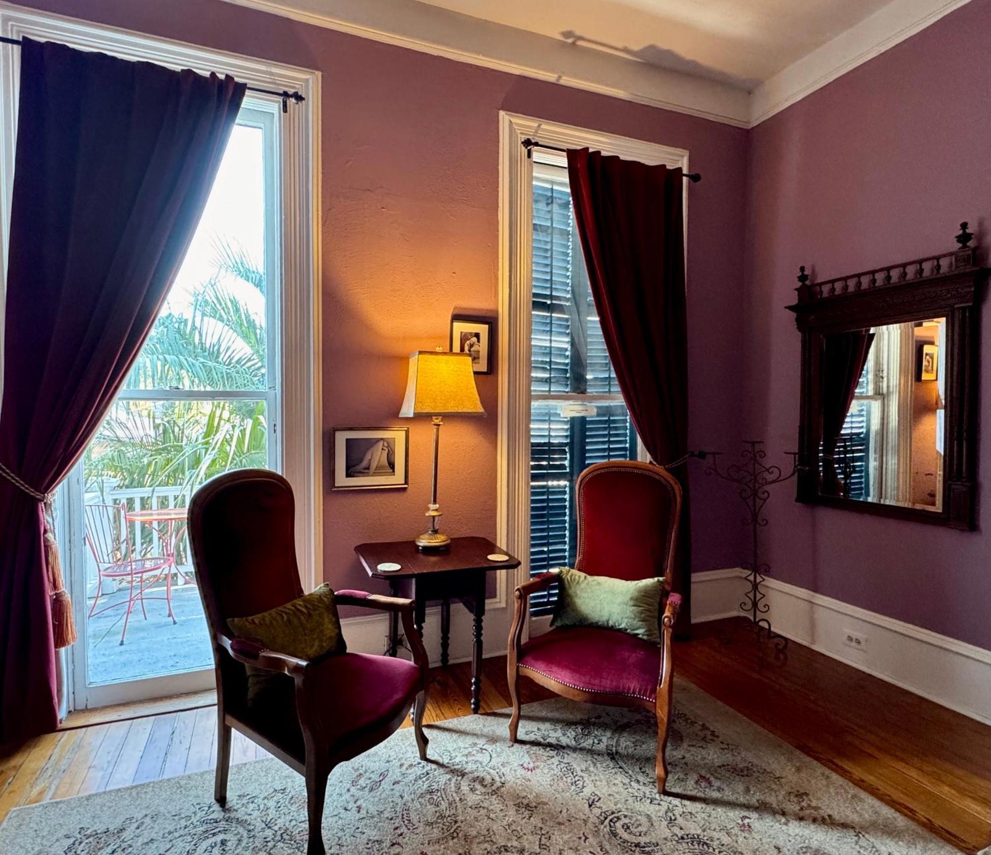The Dragonfly Treme Guest house