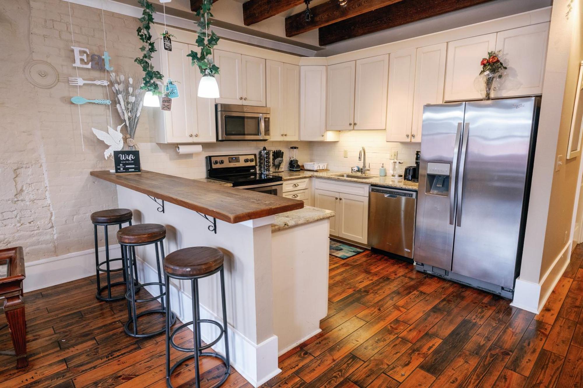 Apartment Decatur Sugar Mill Blues New Orleans